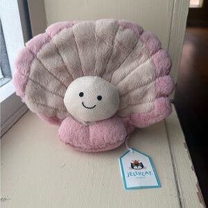 Jellycat clammie clam Plush NWT
